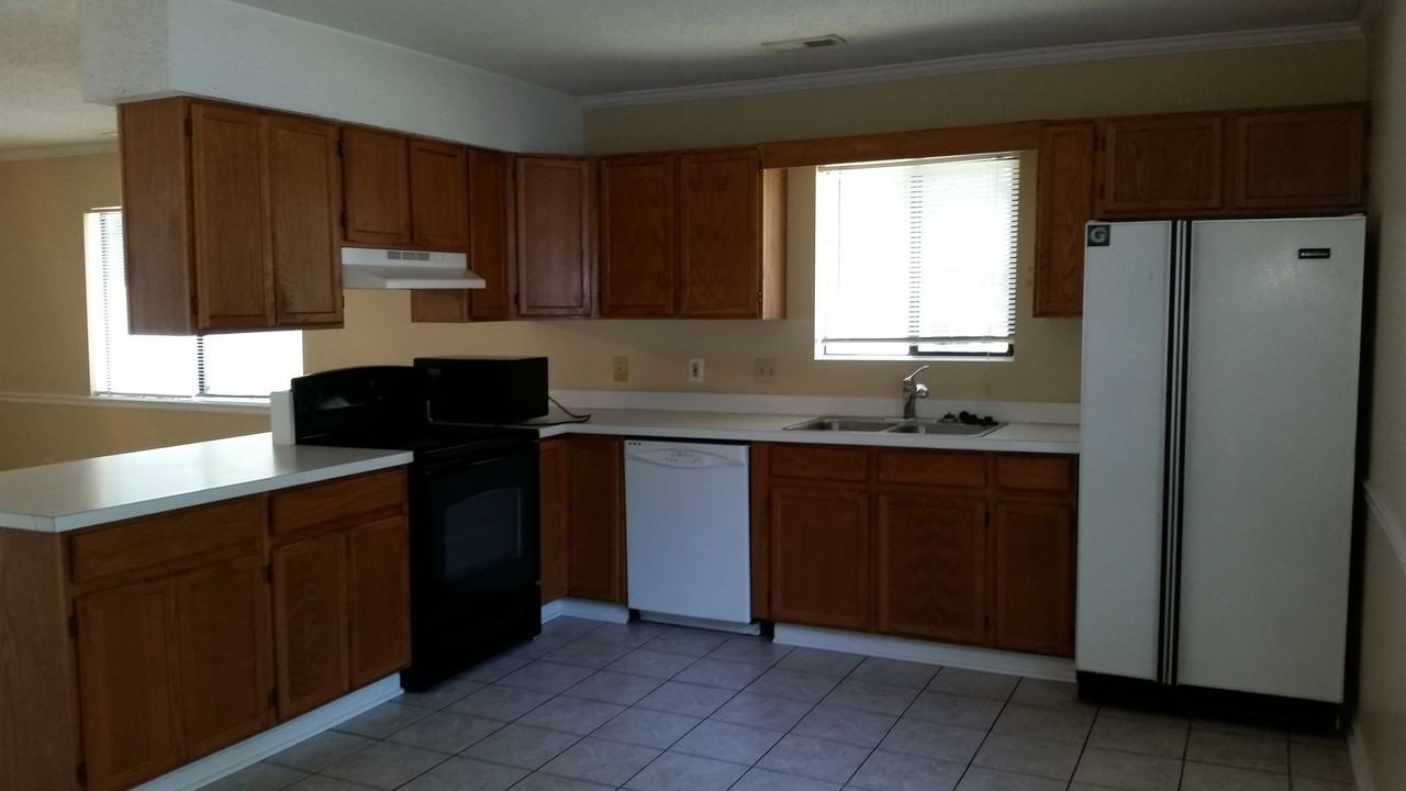 Chapel Creek - Photo 3 of 14