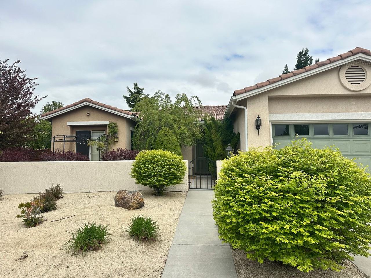 1630 Corleone Dr - Photo 2 of 27
