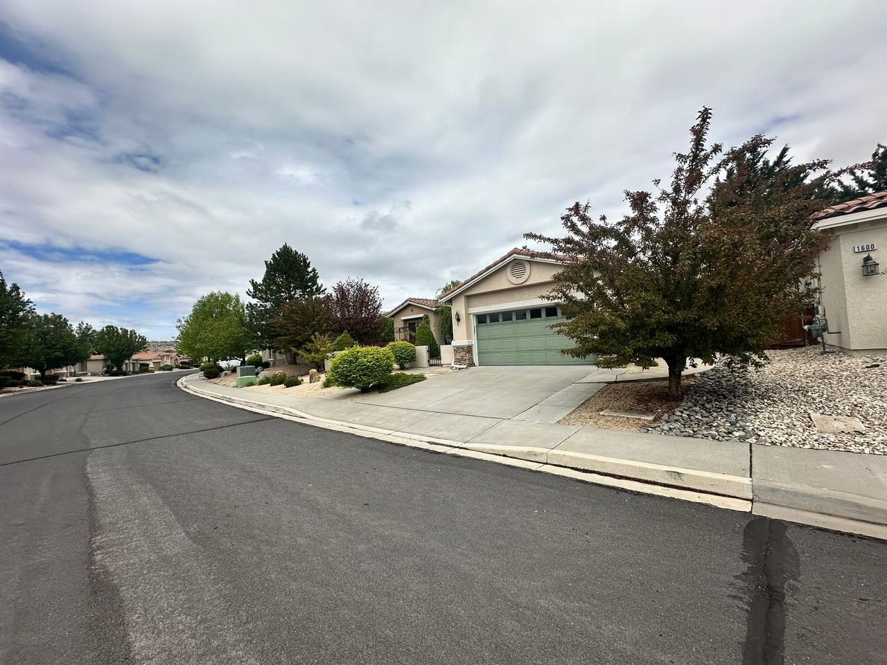 1630 Corleone Dr - Photo 3 of 27