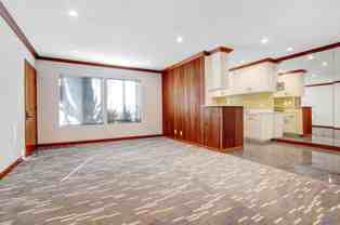 807 5th Street in Santa Monica.  Steps to Montana Ave and 5 blocks to the beach! - Photo 1 of 1