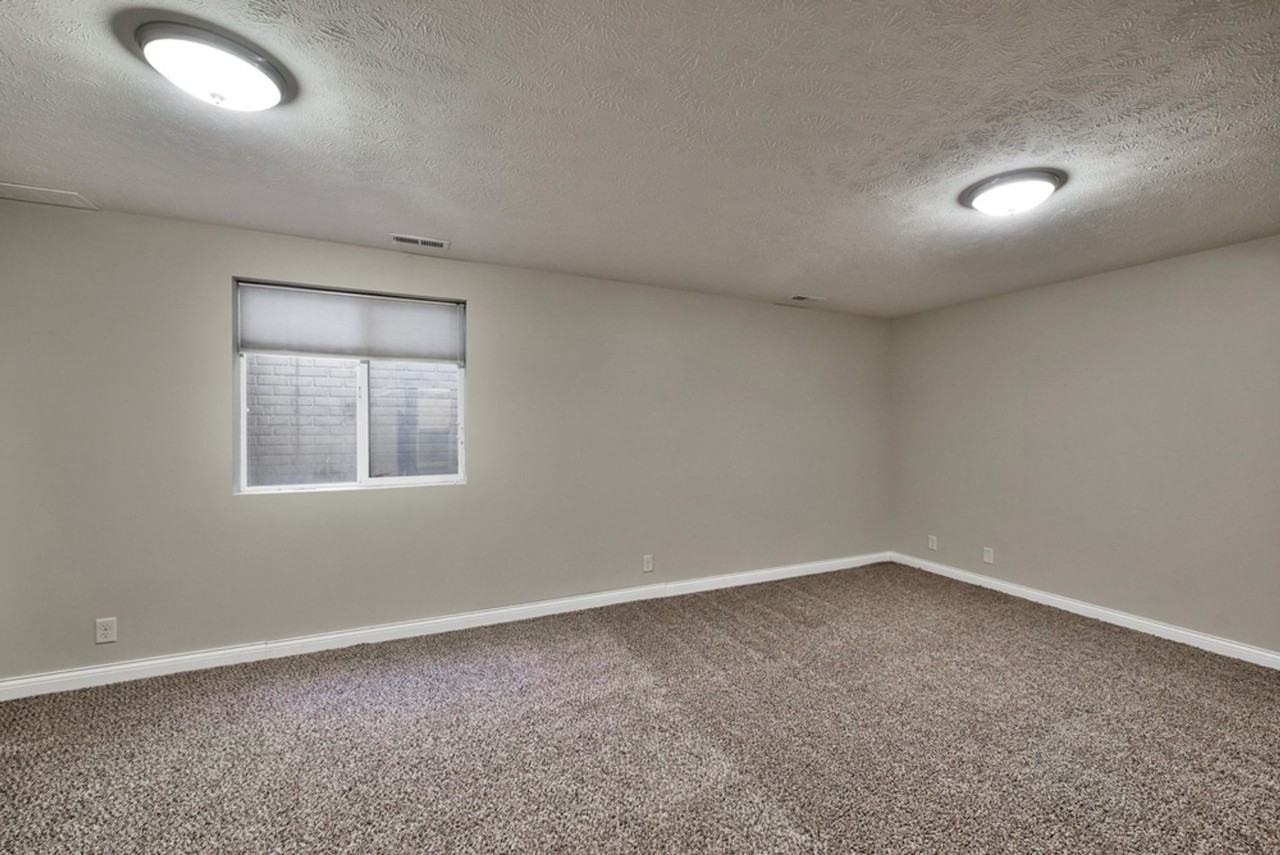 Makers Row - Photo 2 of 13