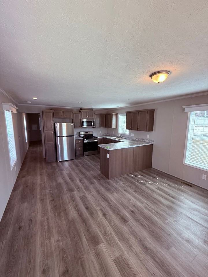 6700 Spruce Dr - Photo 4 of 10