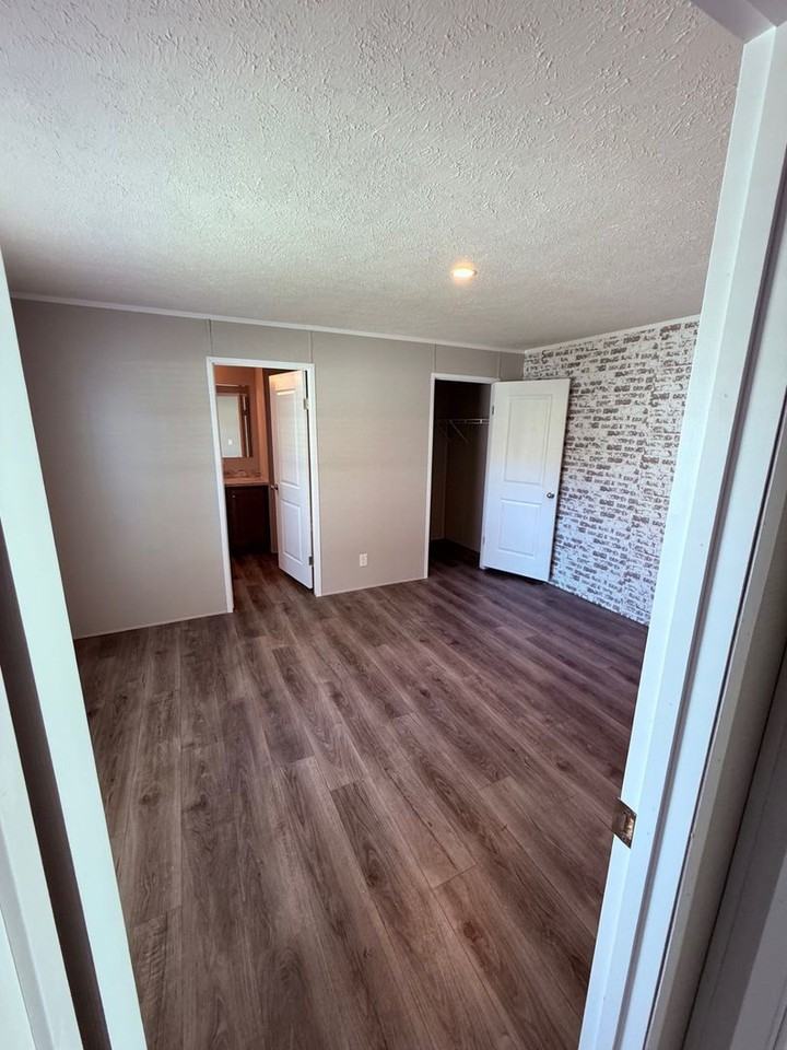 6700 Spruce Dr - Photo 6 of 10