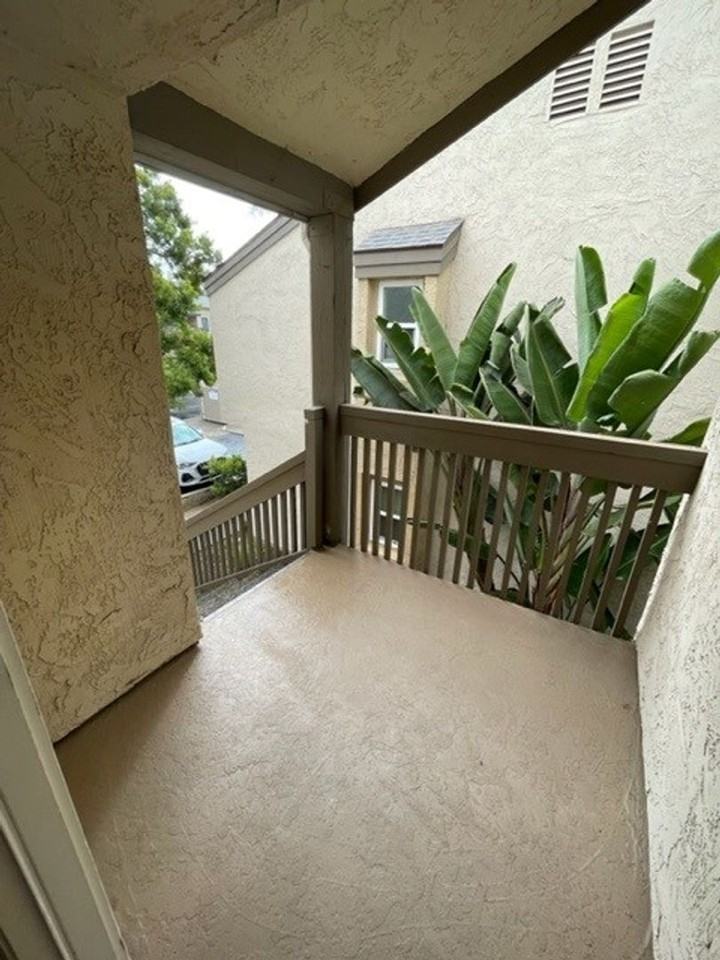 8503 Villa La Jolla Dr #C - Photo 3 of 43