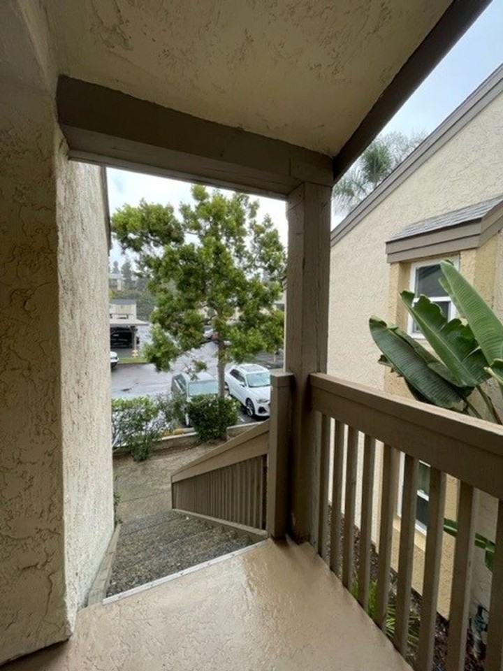 8503 Villa La Jolla Dr #C - Photo 4 of 43