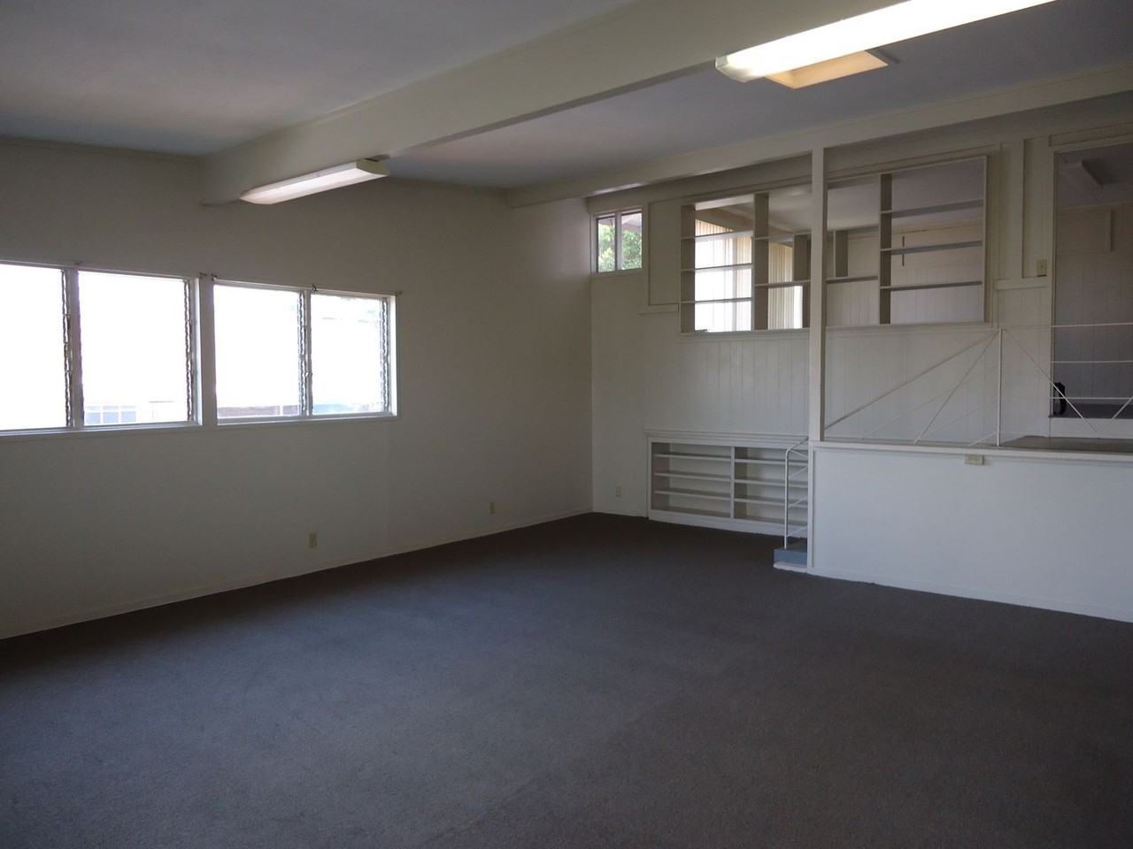 1037 Noelani St - Photo 2 of 9