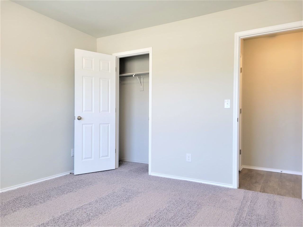 21215 Winding Brook - Photo 7 of 14