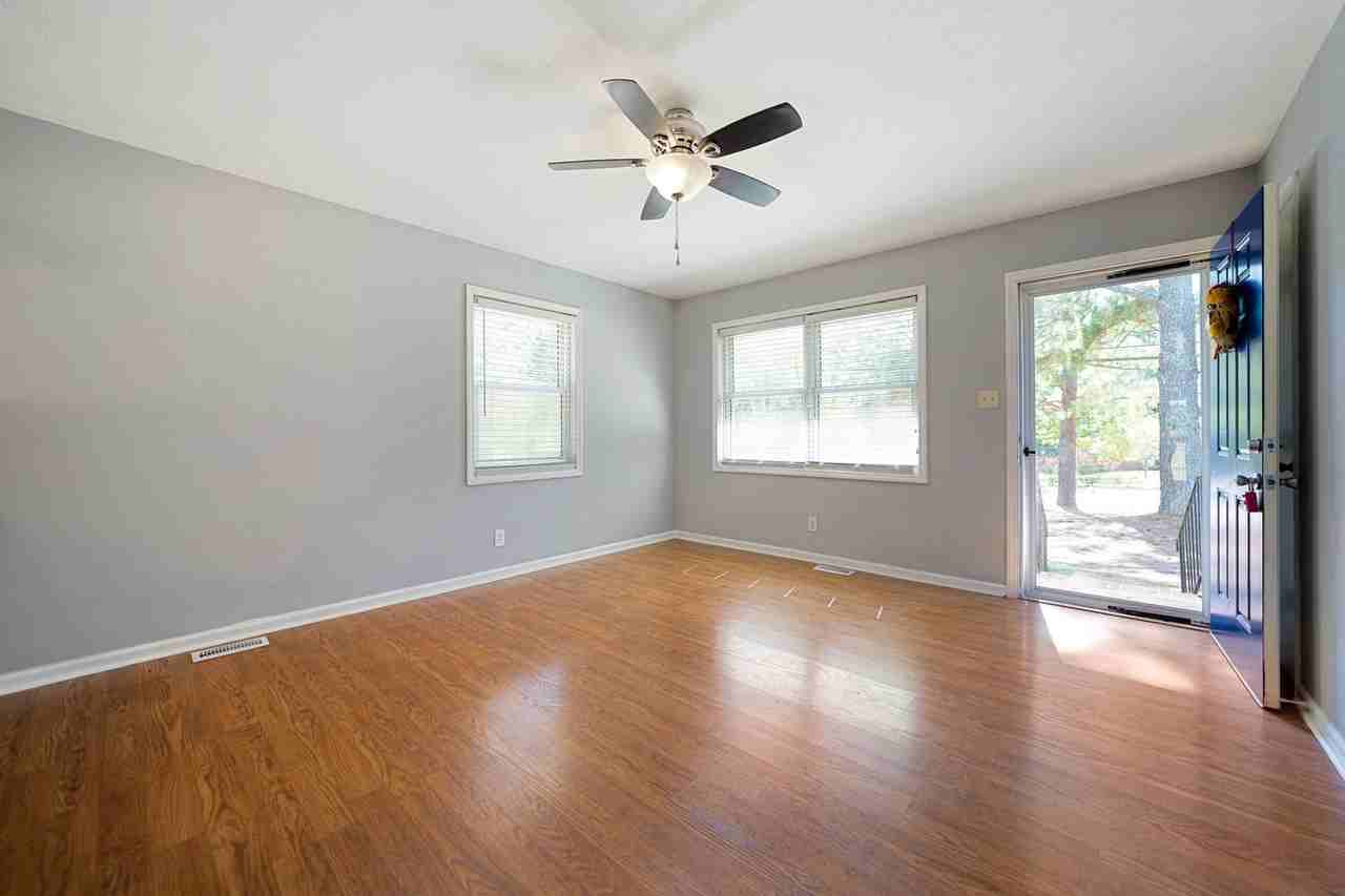 5413 Leesville Rd - Photo 3 of 13