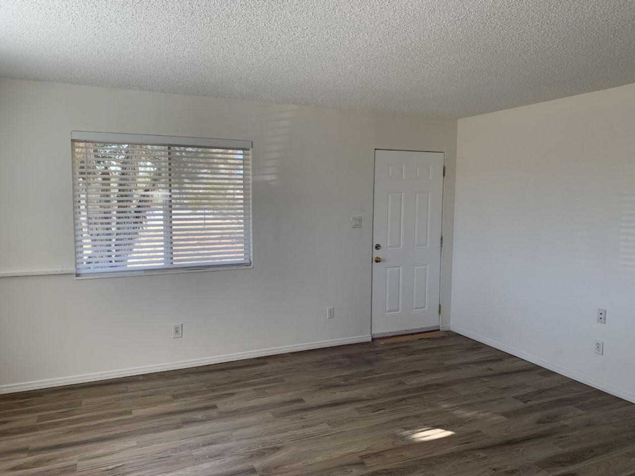 57620 Buena Vista Dr - Photo 2 of 18