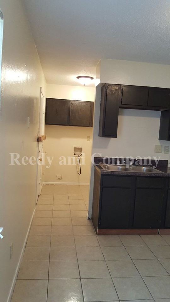 3790 Jasmine Dr - Photo 5 of 15