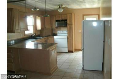 741 Pitzers Chapel Rd - Photo 2 of 20