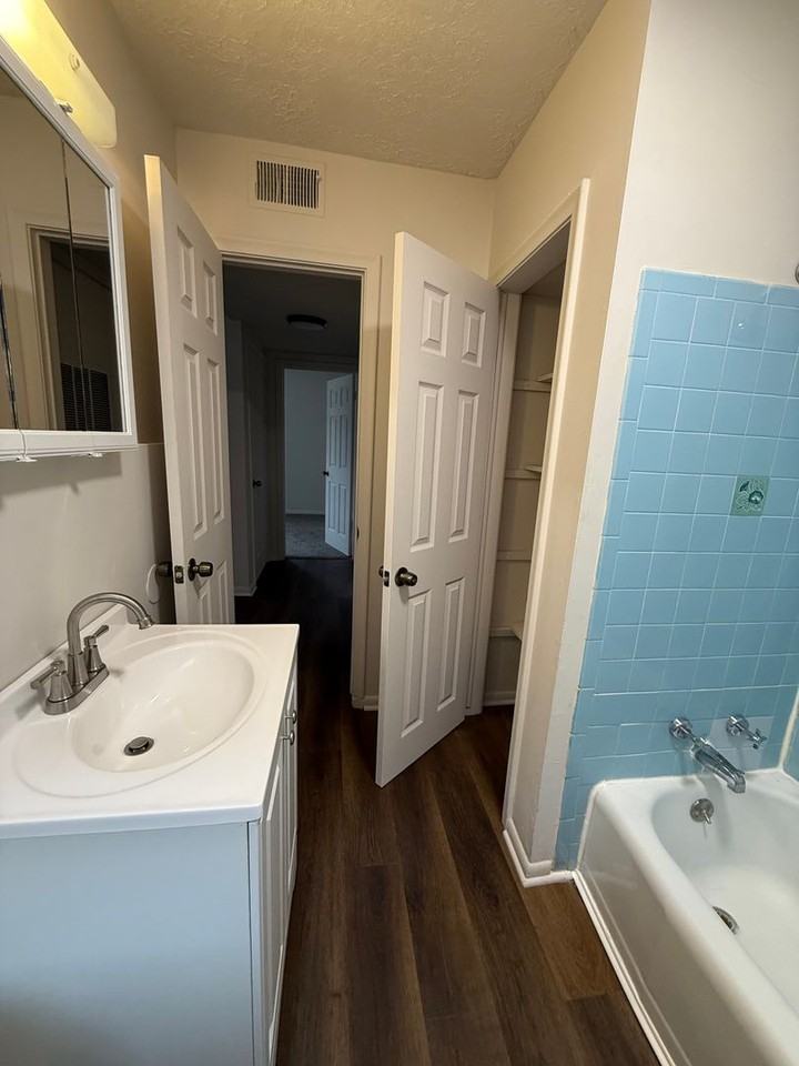 Affordable Apartment Community – Comfortable Living in a Convenient Location - Photo 4 of 18