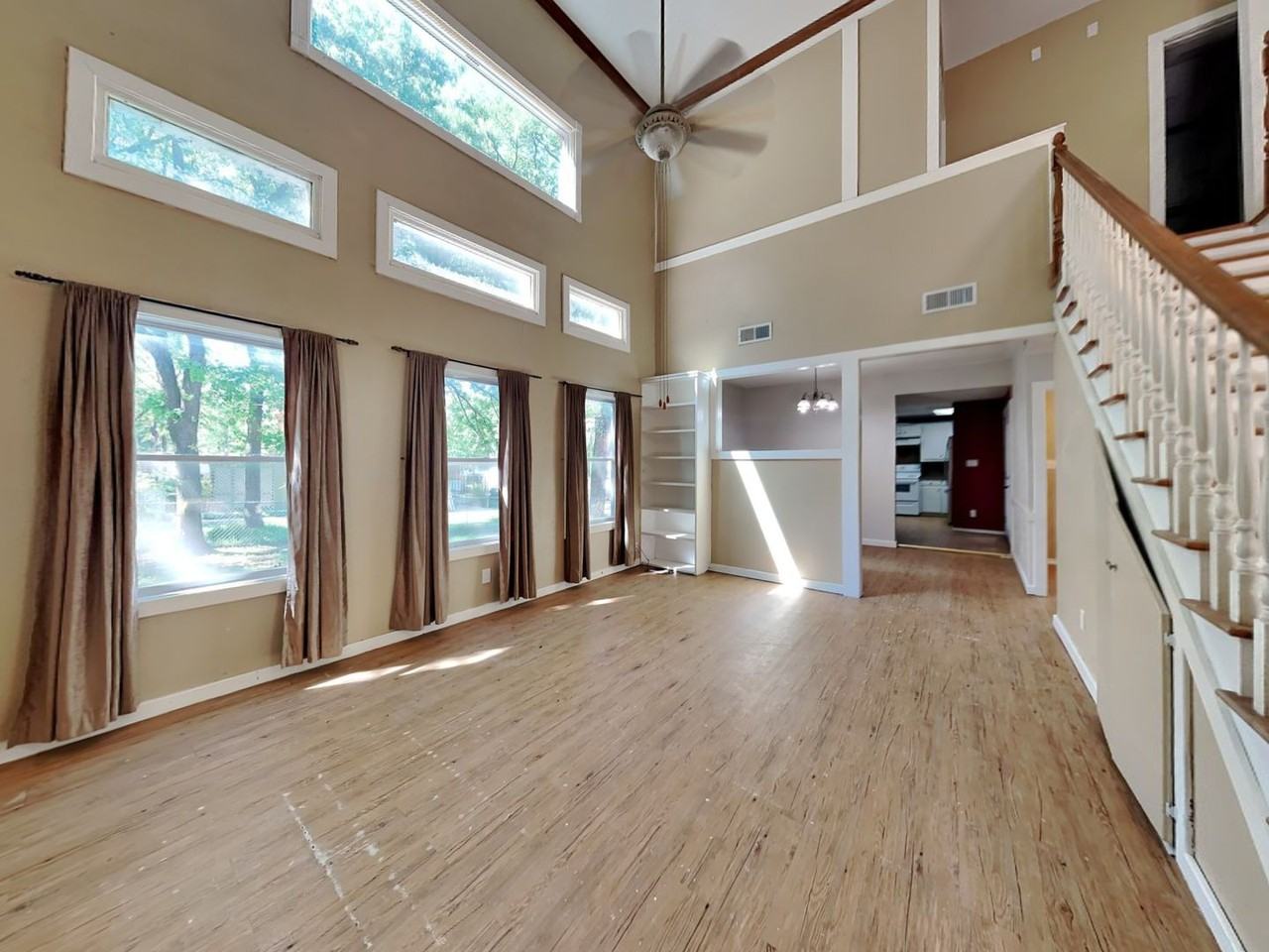 5729 Wilson Rd - Photo 2 of 26
