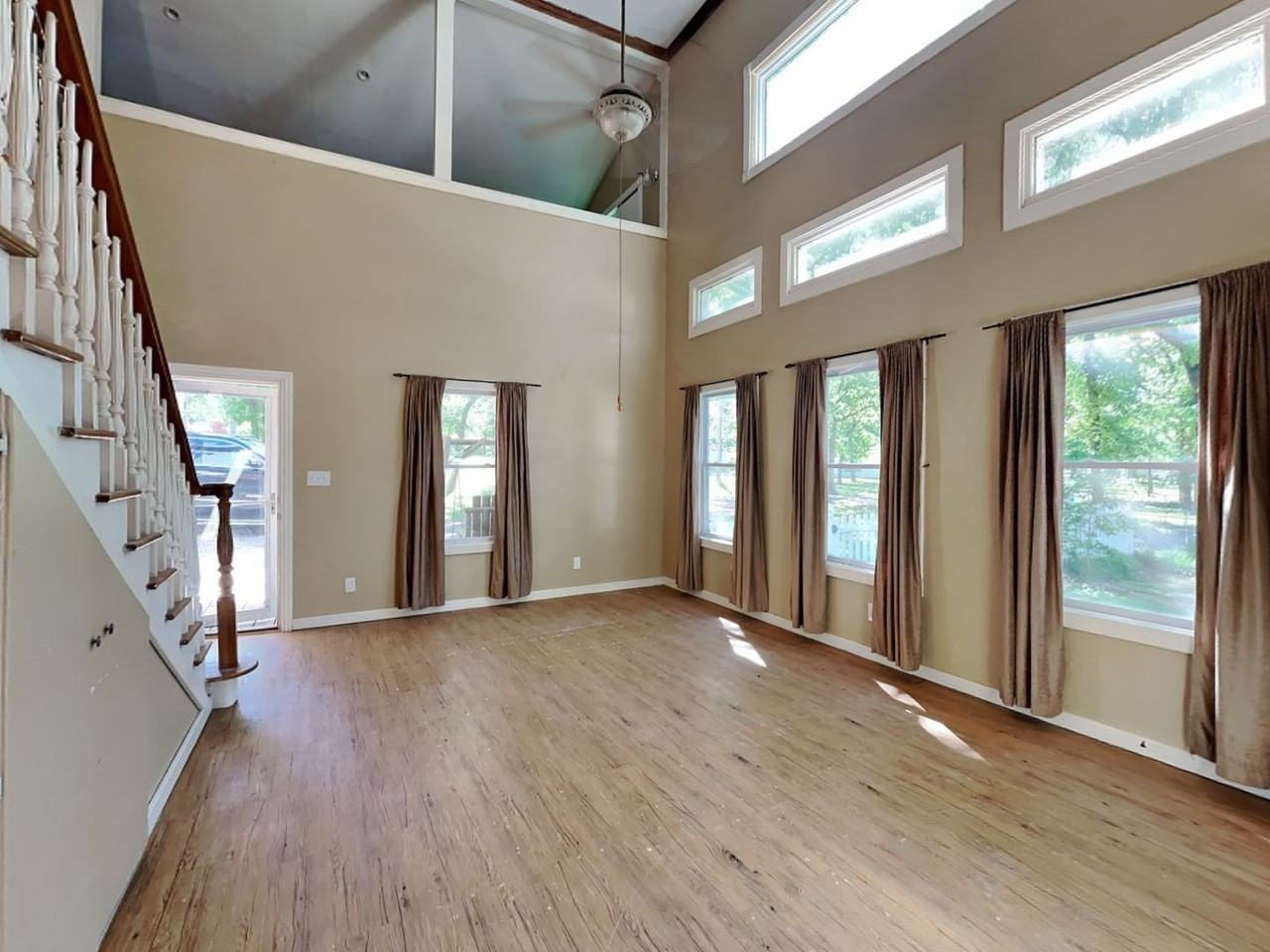 5729 Wilson Rd - Photo 3 of 26
