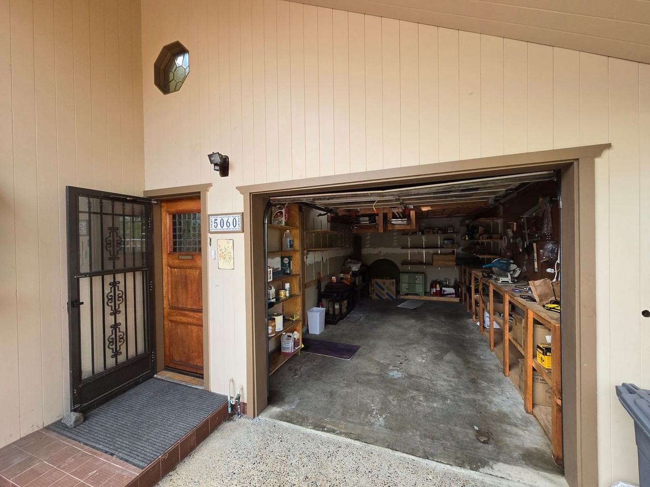 5060 Meyers Ave - Photo 4 of 23