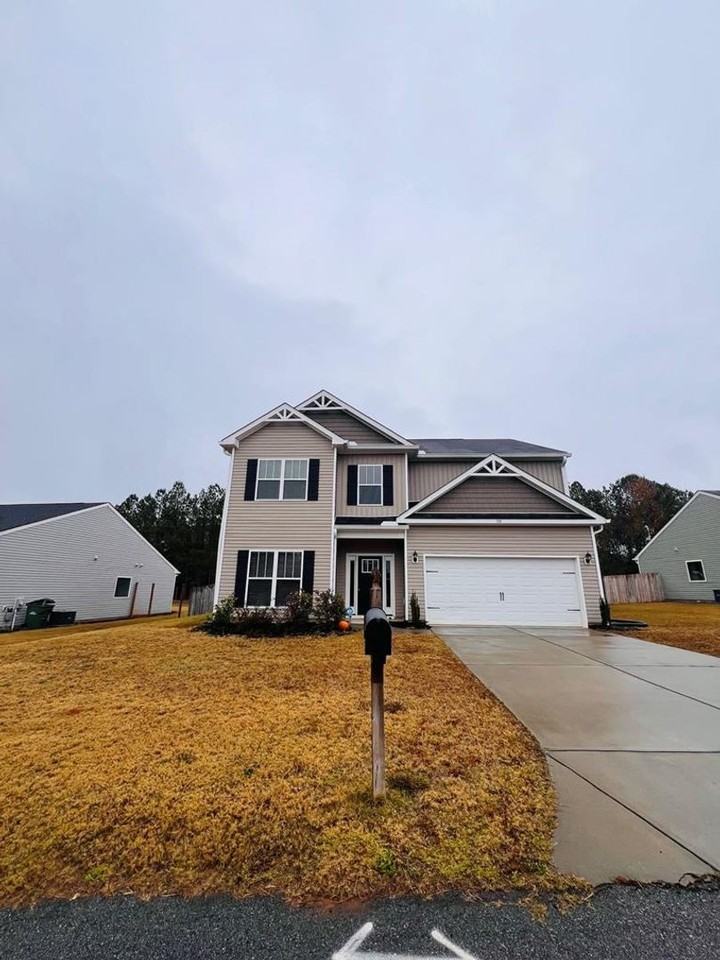 110 Claussen Dr - Photo 2 of 15