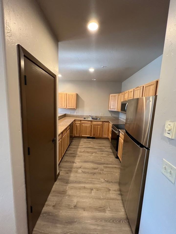 18 Midnight Stone Dr - Photo 3 of 13