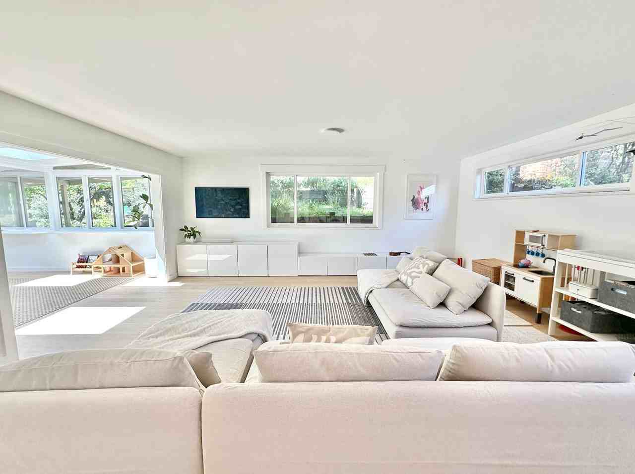 258 Alpine St - Photo 2 of 30