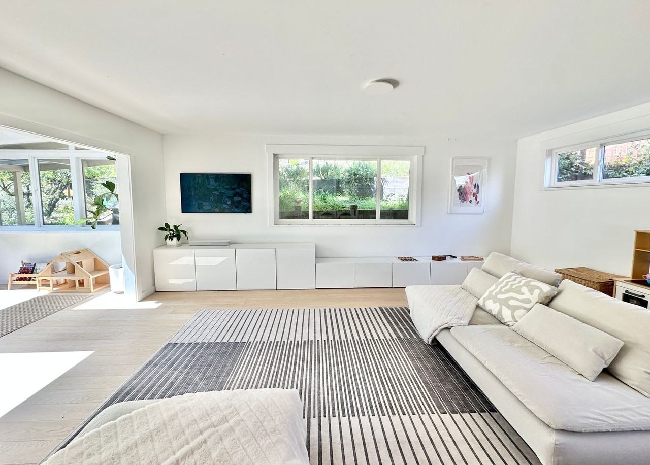 258 Alpine St - Photo 3 of 30