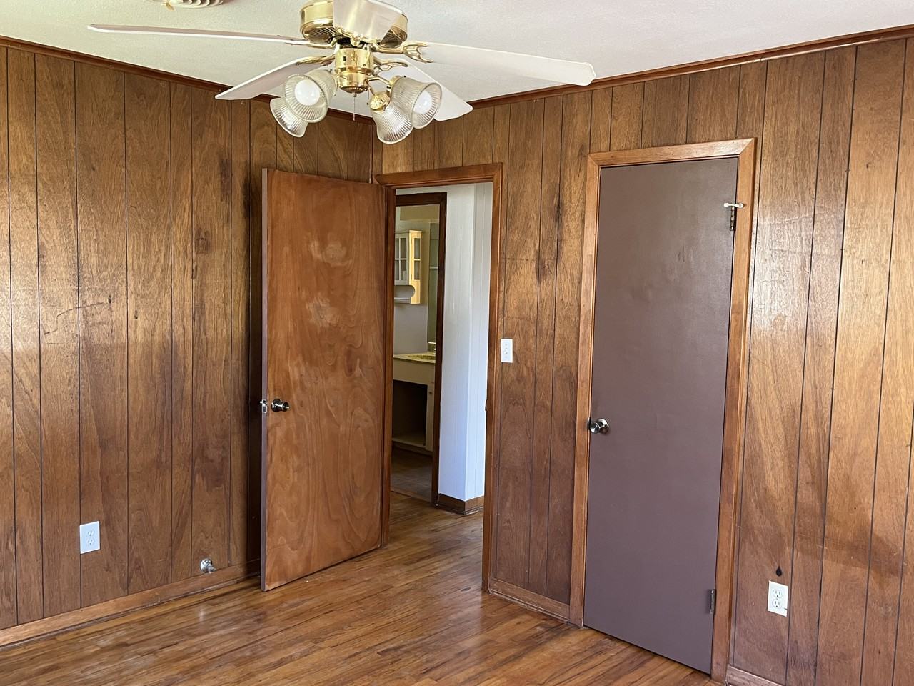 300 N Burleson St #NA - Photo 7 of 13