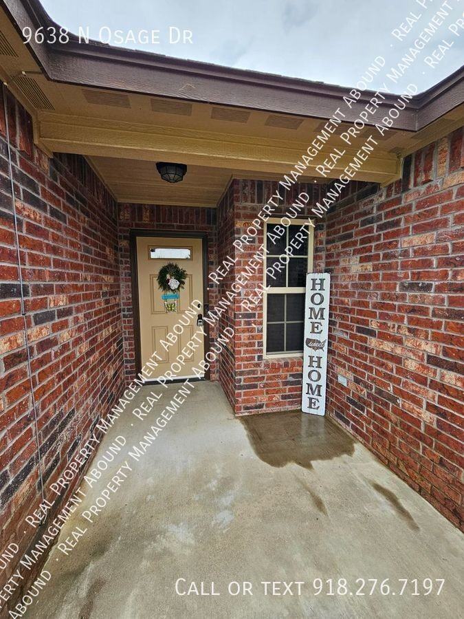 9638 N Osage Dr - Photo 3 of 25