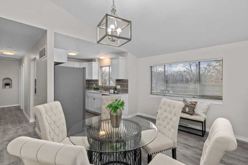 401 S Ballas Rd - Photo 3 of 18