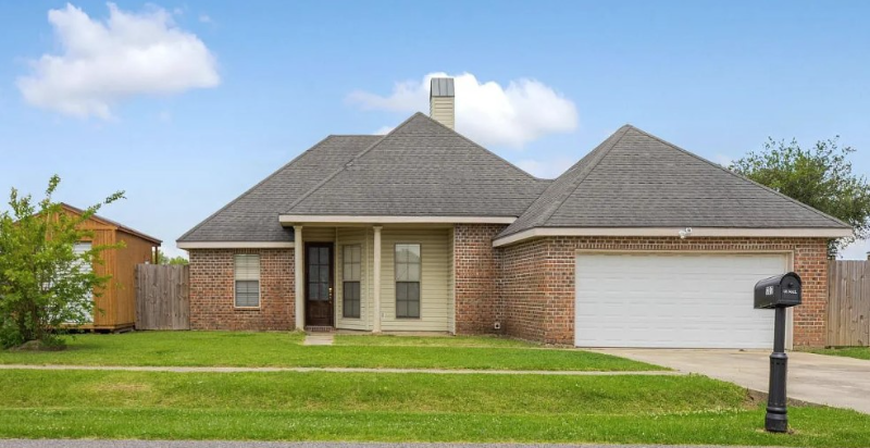 737 N Belle Cir - Photo 2 of 17