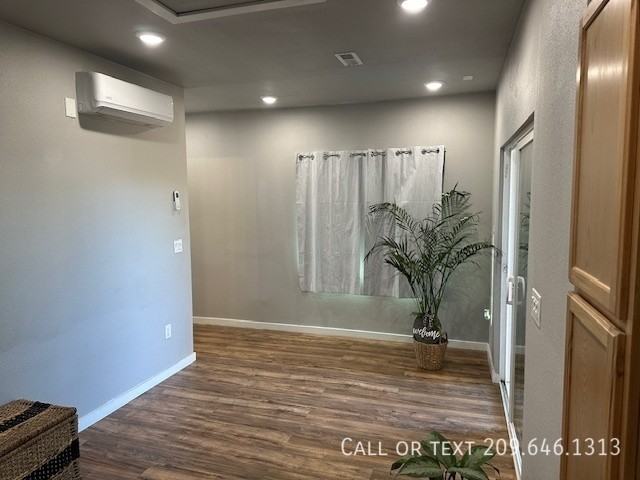 349 S Anthony Ave - Photo 2 of 26