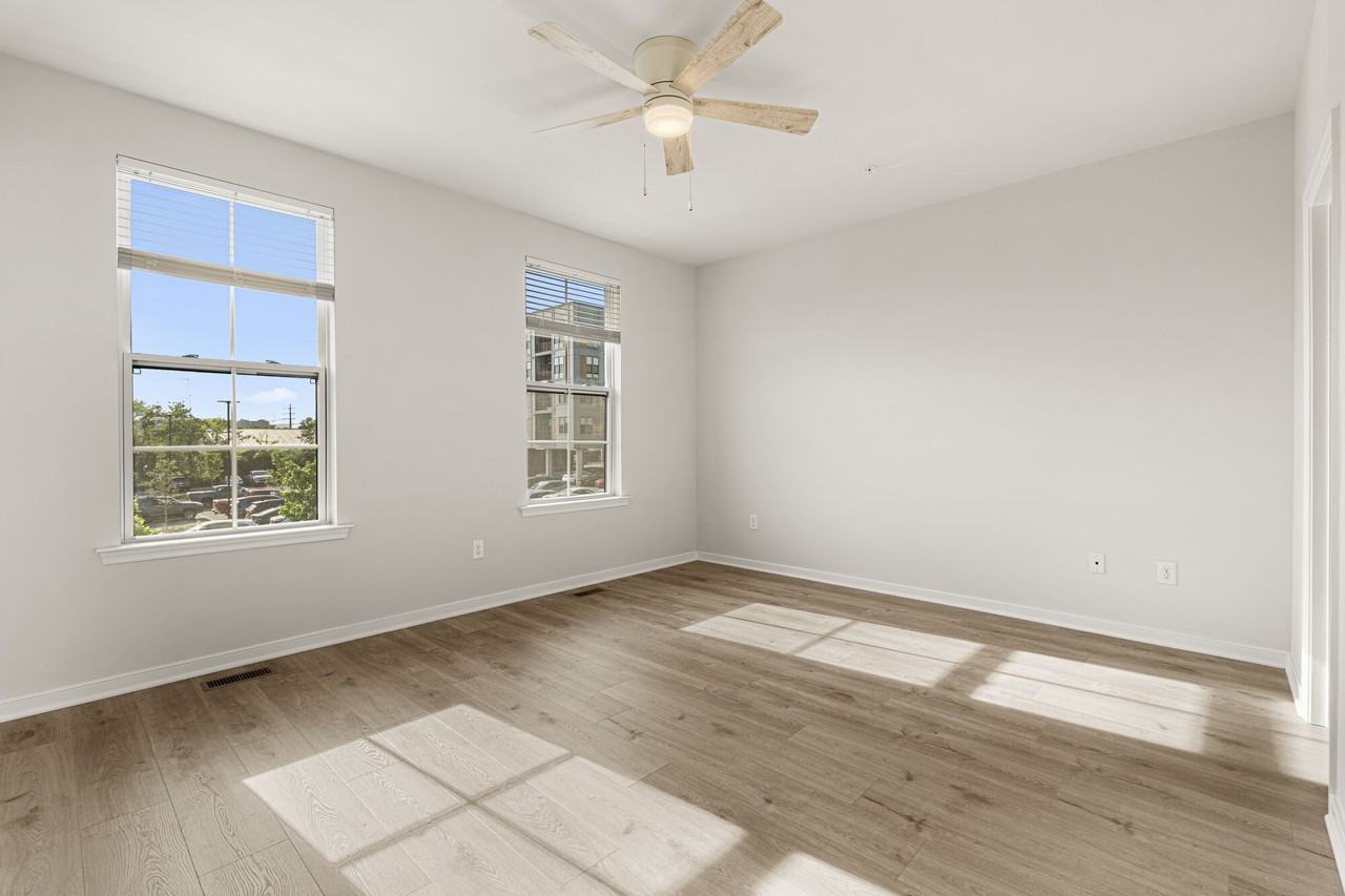 2406 Ownby Ln #D - Photo 6 of 37