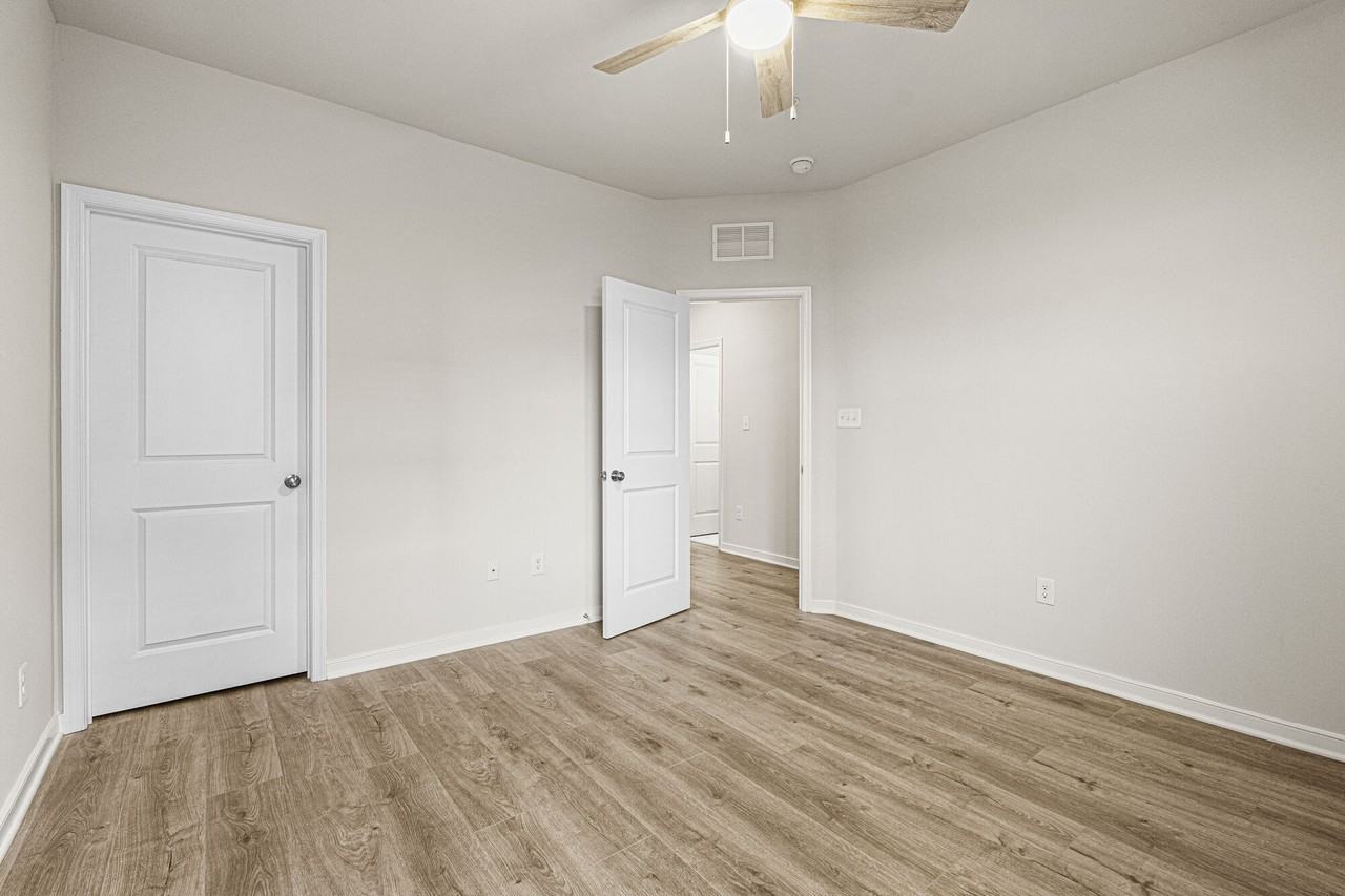 2406 Ownby Ln #D - Photo 6 of 37