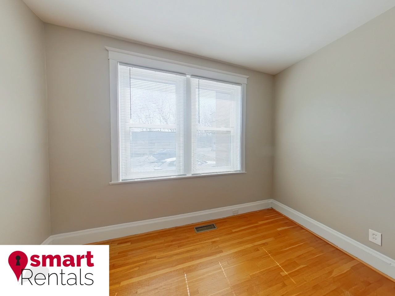 7208 Zephyr Place - Photo 3 of 12