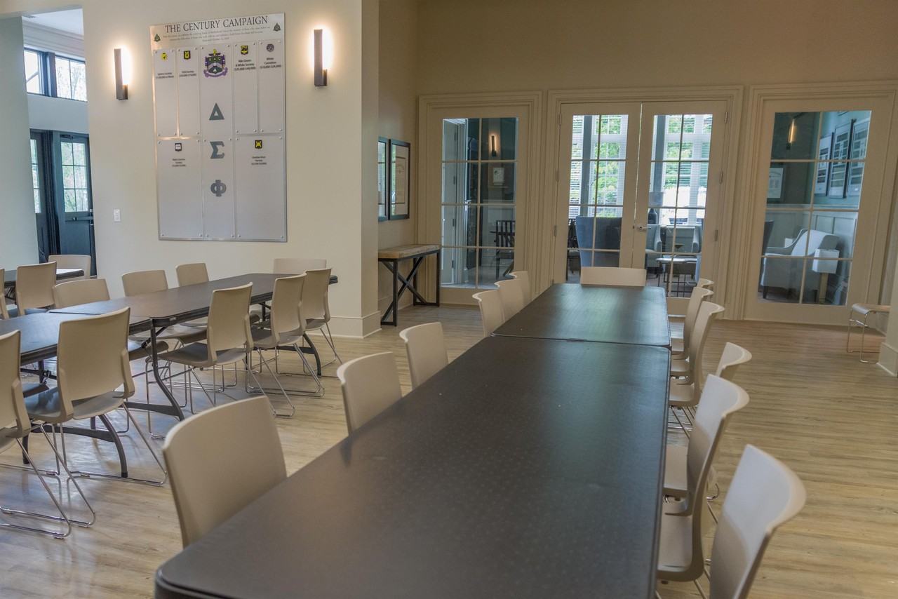 165 4th Street Northwest - Photo 3 of 15