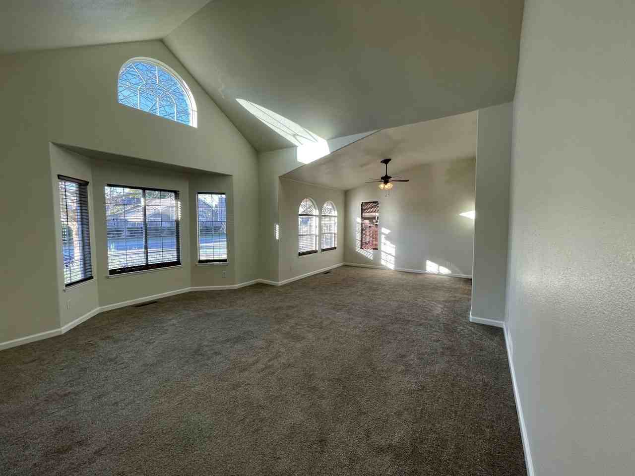 1580 Rehrmann Drive - Photo 6 of 25