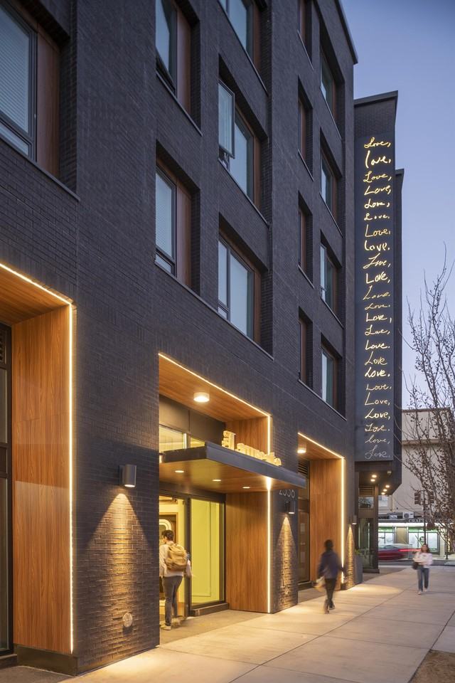 The Laureate - Photo 7 of 50