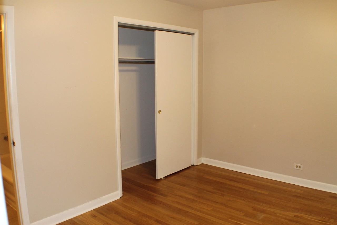 737 Walnut Street - Photo 2 of 5