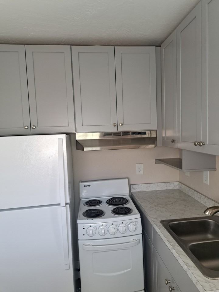 1631 W Pac #2 - Photo 5 of 8