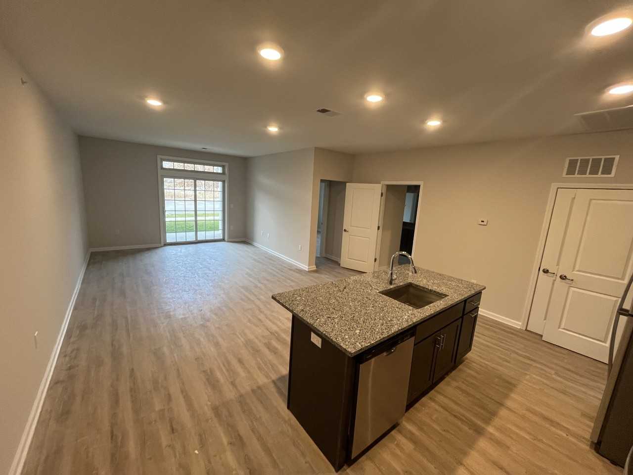 Tower Ridge Grande - Photo 4 of 50