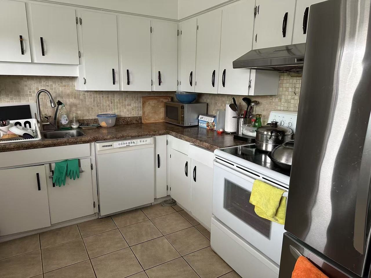 6531 East Georgia Street - Photo 3 of 6