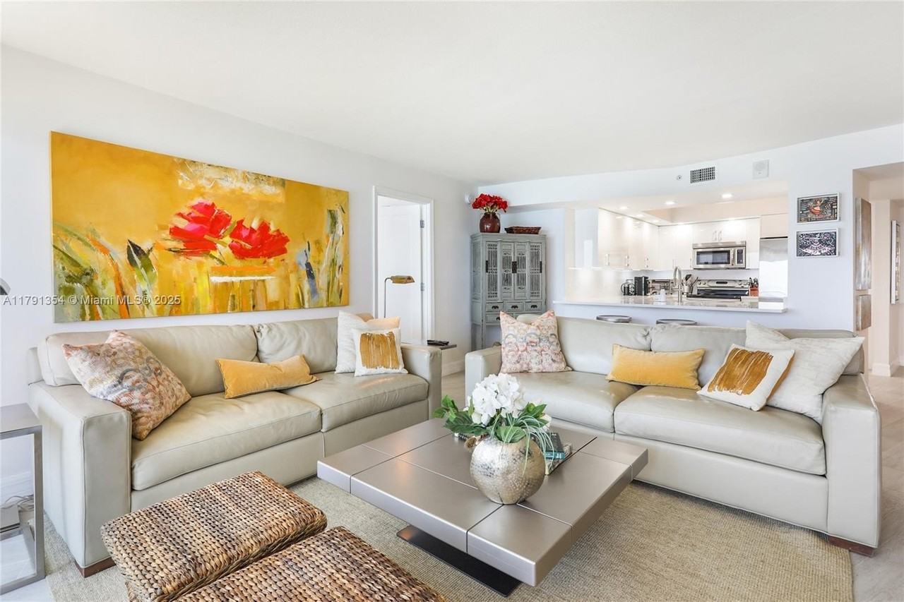 3000 N Ocean Dr #25D - Photo 3 of 26