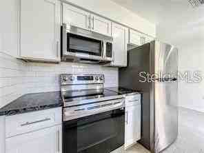 5034 W Washington St - Photo 2 of 11