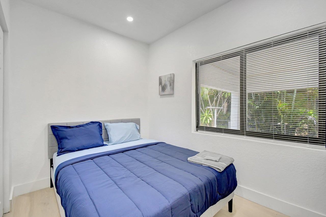 Ne 127th St - Photo 7 of 7