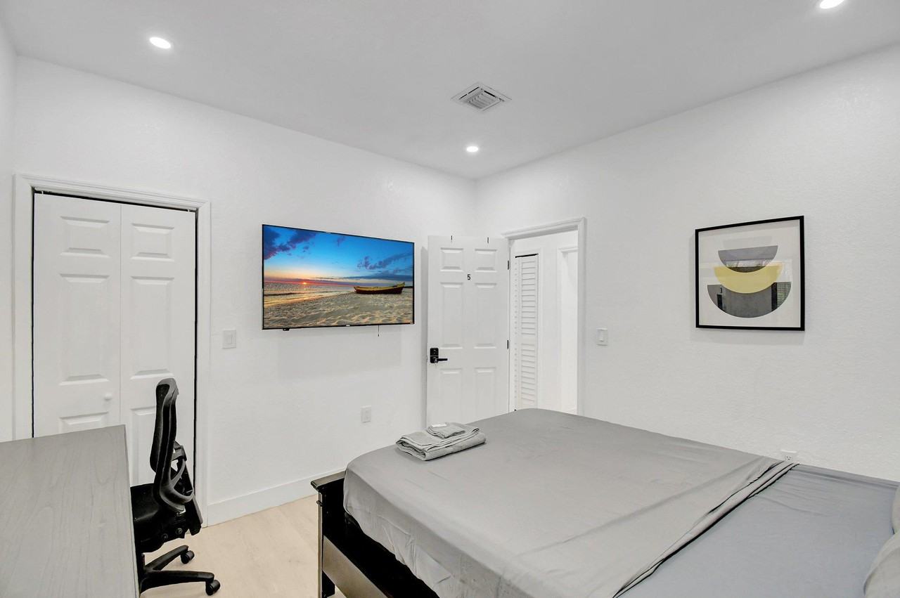 Ne 127th St - Photo 7 of 7