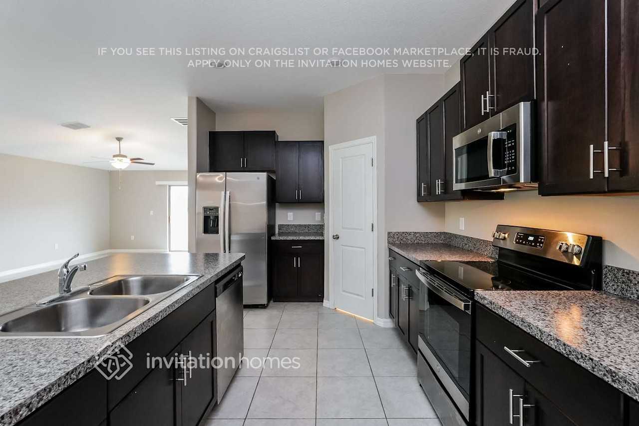 1457 Flower Dust Dr - Photo 6 of 24