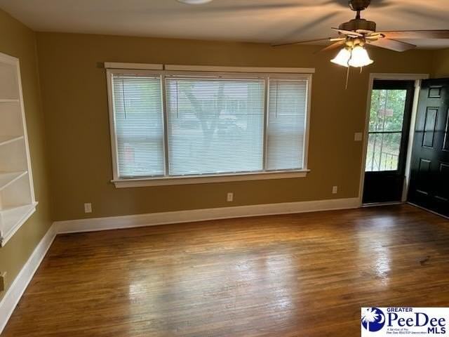 926 Sherwood Dr - Photo 2 of 9