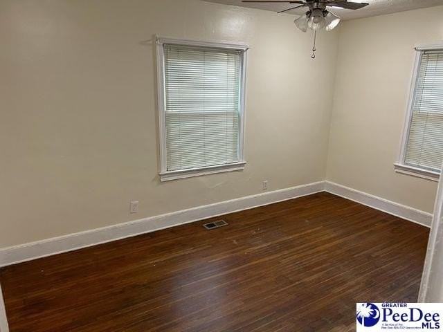 926 Sherwood Dr - Photo 5 of 9