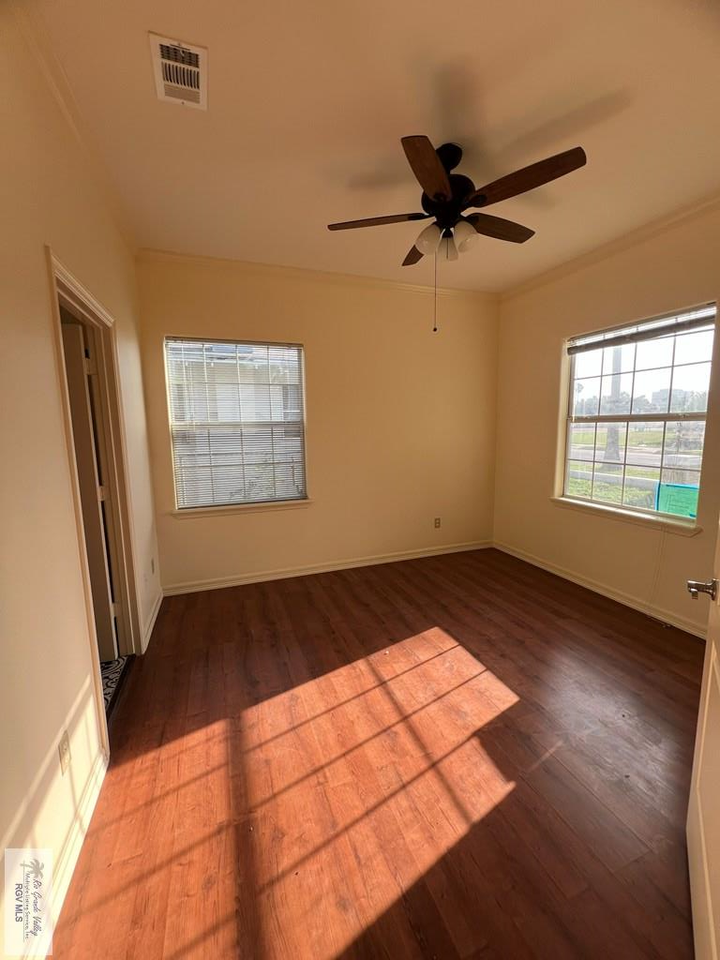 312 N 12th St - Photo 2 of 16