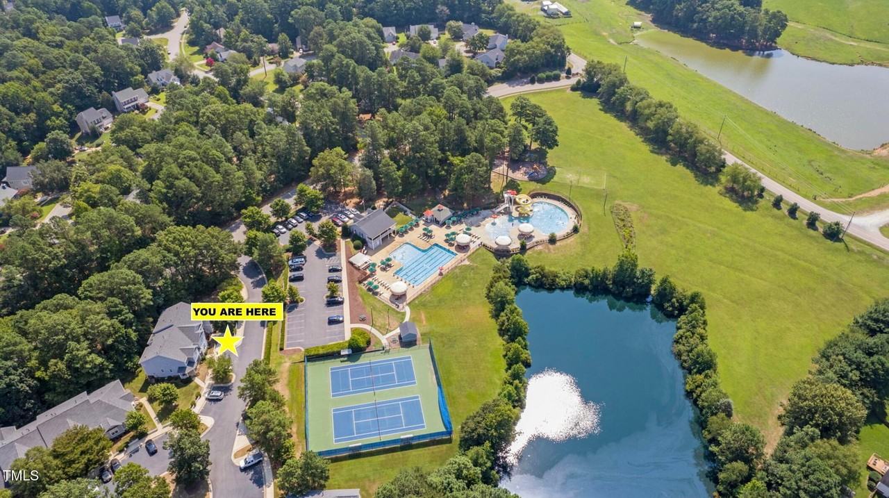 105 Summit Oaks Ln - Photo 2 of 22