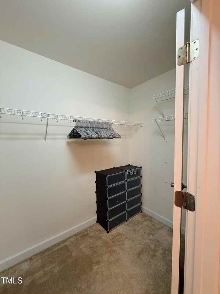 105 Summit Oaks Ln - Photo 7 of 22