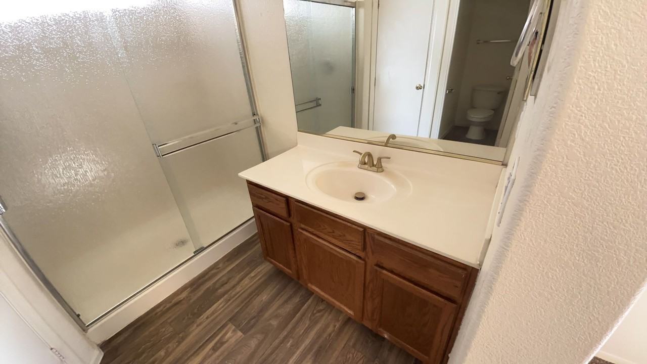 10967 W Sheridan St - Photo 7 of 28