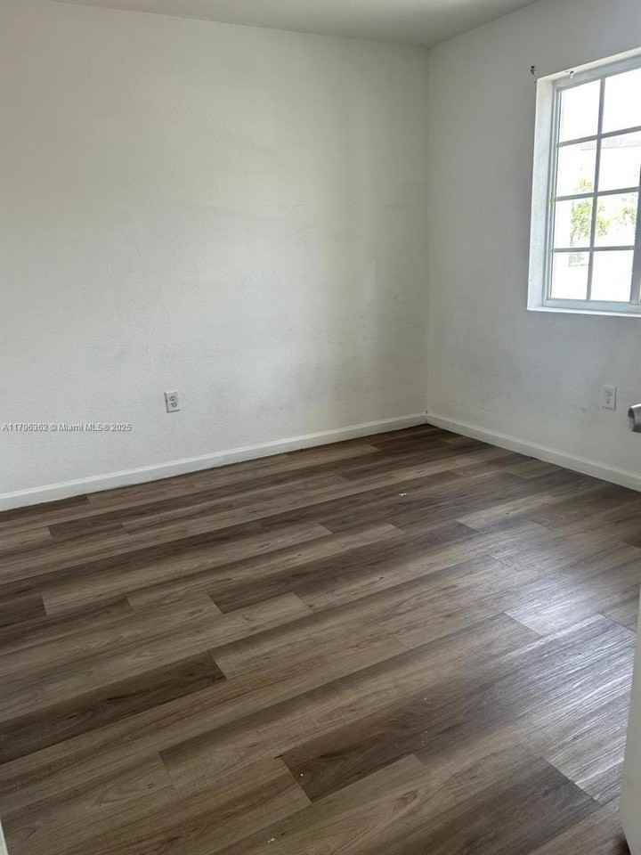 127 Sw 6th Ln - Photo 2 of 21